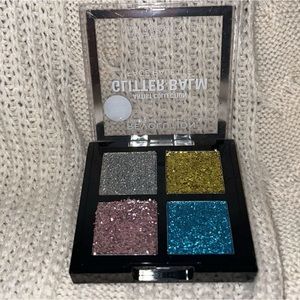 Glitter eyeshadow